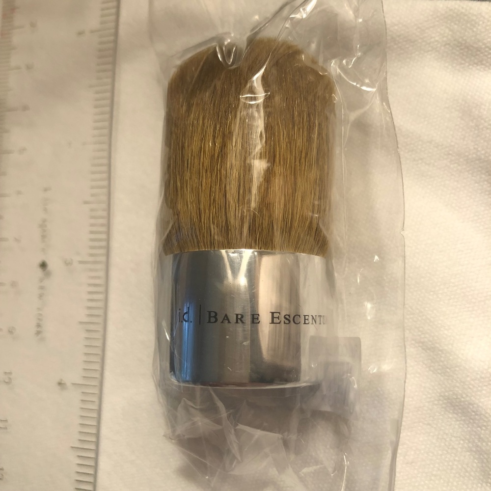 Bare Escentuals Full Coverage Kabuki Brush